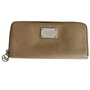 Michael Kors Tan Leather Logo Zip Around Continental Wallet